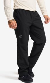 RevolutionRace Sade- Ja Kuorihousut – Musta – Vector 2L Pants Miehet Black, Koko:XL