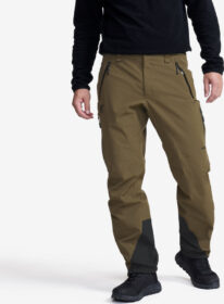 RevolutionRace > Sade- Ja Kuorihousut – Vihreä – Cyclone 3L Shell Pants Miehet Dark Olive, Koko:4XL