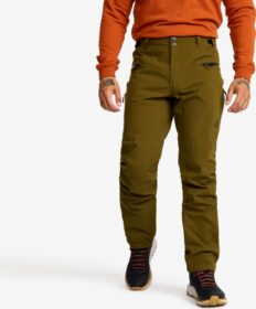 RevolutionRace > Sade- Ja Kuorihousut – Vihreä – Silence Proshell 3L Pants Miehet Dark Olive, Koko:M