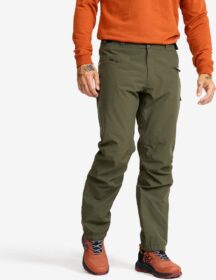 RevolutionRace Sade- Ja Kuorihousut – Vihreä – Silence Proshell 3L Pants Miehet Forest Night, Koko:L