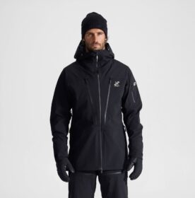 RevolutionRace Sade- Ja Kuoritakit – Musta – Ultra 3L Shell Jacket Miehet Black, Koko:XS