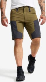 RevolutionRace Shortsit – Vihreä – RVRC GP Shorts Miehet Dark Olive, Koko:S