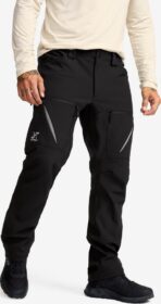 RevolutionRace Softshell-housut – Musta – Hiball Softshell Pants Miehet Black, Koko:XL