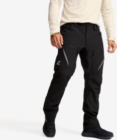 RevolutionRace Softshell-housut – Musta – Hiball Softshell Pants Miehet Black, Koko:L