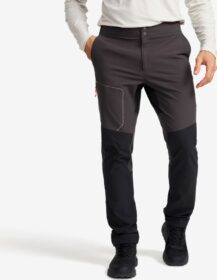 RevolutionRace > Softshell-housut – Musta – Surmount Hiking Stretch Pants Miehet Black/Obsidian, Koko:L