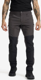 RevolutionRace > Softshell-housut – Musta – Surmount Pro Hiking Stretch Pants Miehet Black/Obsidian, Koko:XL