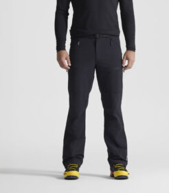 RevolutionRace > Softshell-housut – Musta – Ultra Trekk-touring Pants Miehet Black, Koko:L