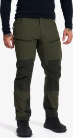 RevolutionRace Softshell-housut – Vihreä – Edge Stretch Pants Miehet Forest Night, Koko:3XL