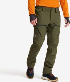 RevolutionRace > Softshell-housut – Vihreä – Hiball Softshell Pants Miehet Forest Night, Koko:3XL