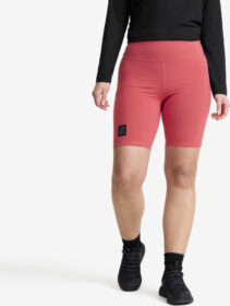 RevolutionRace > Housut > Shortsit – Pinkki – Summit Short Tights Naiset Holly Berry, Koko:L