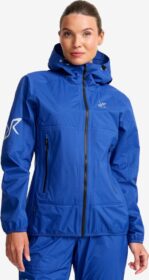 RevolutionRace > Takit > Sade- Ja Kuoritakit – Sininen – Arcade 3L Lightweight Jacket Naiset Surf the Web, Koko:M