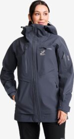 RevolutionRace > Takit > Sade- Ja Kuoritakit – Sininen – Cyclone Long 3L Jacket Naiset India Ink, Koko:4XL