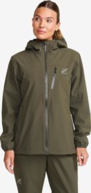 RevolutionRace > Takit > Sade- Ja Kuoritakit – Vihreä – Vector 2L Jacket Naiset Forest Night, Koko:S