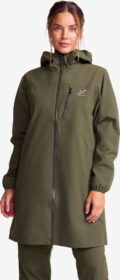 RevolutionRace > Takit > Sade- Ja Kuoritakit – Vihreä – Vector 2L Parka Naiset Forest Night, Koko:2XL