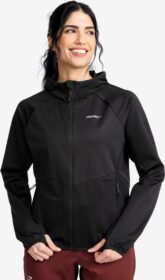 RevolutionRace > Takit > Tuulitakit – Musta – Pace Hooded Wind Jacket Naiset Black, Koko:L