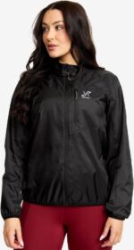 RevolutionRace Takit > Tuulitakit – Musta – Unit Light Windbreaker Naiset Black, Koko:L