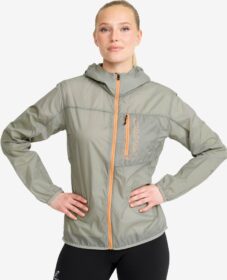 RevolutionRace Takit > Tuulitakit – Vihreä – Speed Hooded Windbreaker Naiset Shadow, Koko:XS