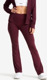 RevolutionRace Trikoot – Liila – Paragon Flare Leggings Naiset Winetasting, Koko:3XL