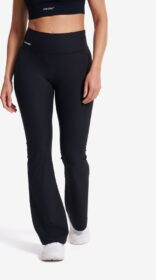 RevolutionRace Trikoot – Musta – Shape Ribbed Flare Leggings Naiset Black, Koko:M