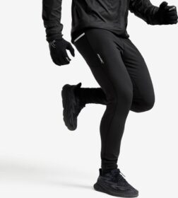 RevolutionRace > Trikoot – Musta – Sprint Winter Tights Miehet Black, Koko:XS
