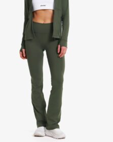 RevolutionRace Trikoot – Vihreä – Paragon Flare Leggings Naiset Kambaba Green, Koko:XL