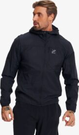 RevolutionRace > Tuulitakit – Musta – Speed Hooded Windbreaker Miehet Black, Koko:XS