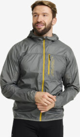 RevolutionRace > Tuulitakit – Vihreä – Speed Hooded Windbreaker Miehet Castor Gray, Koko:S