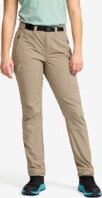 RevolutionRace Ulkoiluhousut, Vaellushousut & Retkeilyhousut – Beige – Elevate Pro Hiking Pants Naiset Brindle, Koko:M