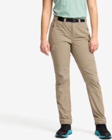 RevolutionRace Ulkoiluhousut, Vaellushousut & Retkeilyhousut – Beige – Elevate Pro Hiking Pants Naiset Brindle, Koko:XS
