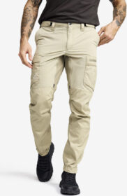 RevolutionRace Ulkoiluhousut, Vaellushousut & Retkeilyhousut – Beige – Rambler Lightweight Pro Pants Miehet Aluminium, Koko:XS