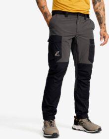 RevolutionRace Ulkoiluhousut, Vaellushousut & Retkeilyhousut – Harmaa – Rambler Lightweight Pro Pants Miehet Anthracite/Black, Koko:M