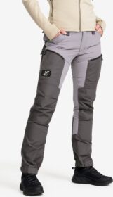 RevolutionRace Ulkoiluhousut, Vaellushousut & Retkeilyhousut – Liila – RVRC GP Pro Pants Naiset Dusty Lavender/Magnet, Koko:M