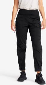 RevolutionRace Ulkoiluhousut, Vaellushousut & Retkeilyhousut – Musta – Breezy Curved Ankle Stretch Pants Naiset Black, Koko:XL