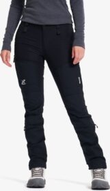 RevolutionRace Ulkoiluhousut, Vaellushousut & Retkeilyhousut – Musta – RVRC GP Pro Rescue Pants Naiset Black Edition 2.0, Koko:M