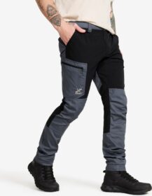 RevolutionRace Ulkoiluhousut, Vaellushousut & Retkeilyhousut – Sininen – Rambler Lightweight Pants Miehet Turbulence Blue/Black, Koko:2XL