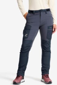 RevolutionRace Ulkoiluhousut, Vaellushousut & Retkeilyhousut – Sininen – Rambler Lightweight Pro Pants Naiset India Ink/Blueberry, Koko:XS