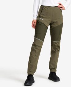 RevolutionRace Ulkoiluhousut, Vaellushousut & Retkeilyhousut – Vihreä – Dynamic Pro Wind Pants Naiset Grape Leaf/Forest Night, Koko:XS