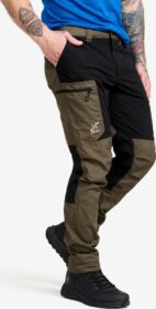 RevolutionRace Ulkoiluhousut, Vaellushousut & Retkeilyhousut – Vihreä – Rambler Lightweight Pants Miehet Light MossGray/Black, Koko:4XL
