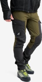 RevolutionRace Ulkoiluhousut, Vaellushousut & Retkeilyhousut – Vihreä – RVRC GP Pants Miehet Dark Olive, Koko:S