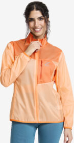 RevolutionRace > Takit > Tuulitakit – Oranssi – Unit Light Windbreaker Naiset Peach Fuzz/Copper Tan, Koko:M
