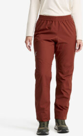 RevolutionRace > Housut > Sade- Ja Kuorihousut – Punainen – Vector 2L Pants Naiset Fired Brick, Koko:XL