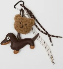 STICKYBESTIE Ruskea – Bag Charm Set