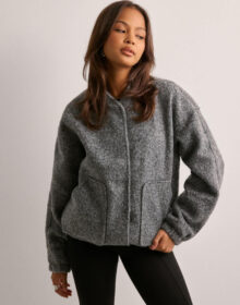 Vero Moda Harmaa – Vmamber Elite Bomber Jacket Noos