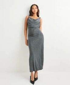 Vero Moda Hopea – Awursula Sl Square Neck 7/8 Dress