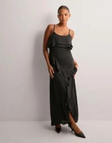 Vero Moda Musta – Vmmaxine Sl Ruffled Ankle Dress Vma