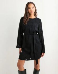 Vero Moda Musta – Vmsloane Ls Short Dress Wvn Exp