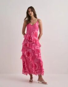Vero Moda Vaaleanpunainen – Vmsmilla S/L V-Neck Long Frill Dres