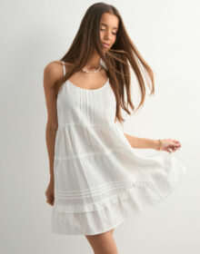 Vero Moda Valkoinen – Vmpretty Short Singlet Dress Wvn Ga